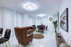 Canary Wharf 2 Bedroom Luxury Apartment